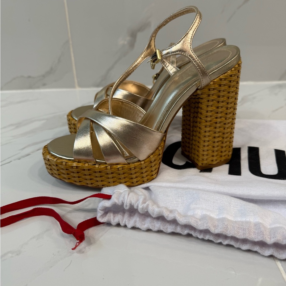Schulz - Gold platform